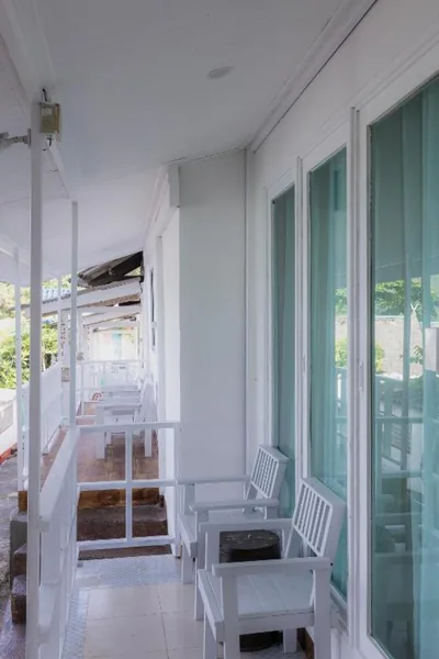 Phi Phi Cozy Seafront Resort – Photos 9